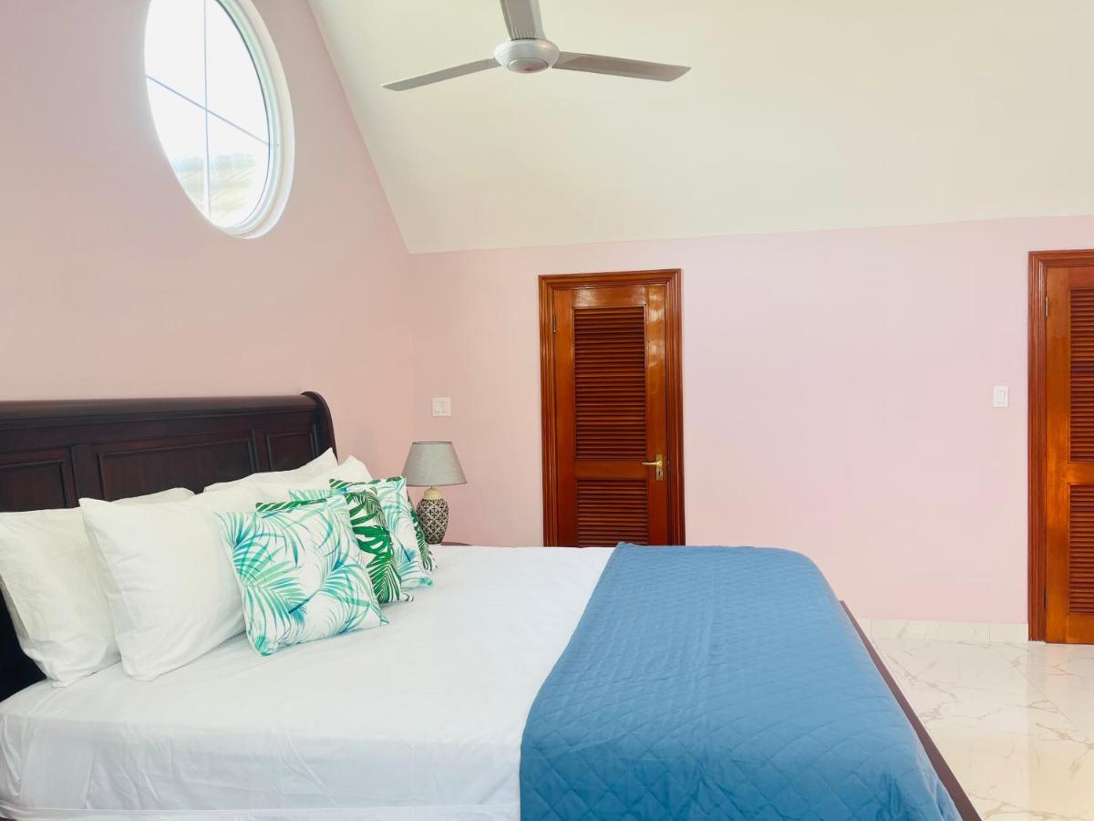 Luxury Apartments And Rooms,The Lagoons Montego Bay Exterior foto